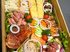 -山野的朋友露营炭火烤肉