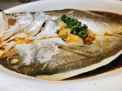 葱椒鲈鱼-绿茶餐厅(华联万柳店)