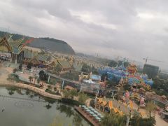 -七彩云南欢乐世界