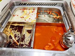 四宫格锅底-海底捞火锅(海宁路店)