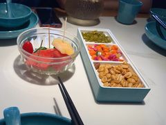 -荷塘秋月·本帮江浙菜(国权路店)