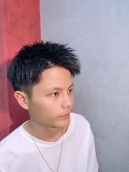 -诗悦发型烫染SALON
