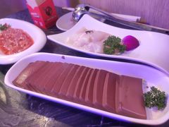 -热火朝天鲜切牛肉火锅(南强街巷店)