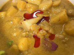 咖喱鸡-家利美食店