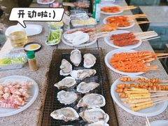 自助取餐区-吴淞炮台湾湿地森林公园烧烤区