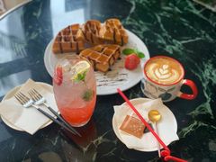 -chenity  cafe