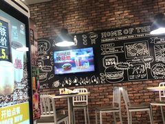 -汉堡王(大连柏威年餐厅店)