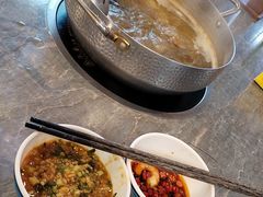 -罗二娘·鲜切牛自助火锅(罗湖东门步行街店)