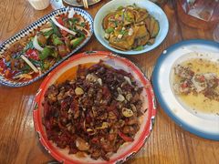 -柴窝堡22号辣子鸡·传承新疆菜