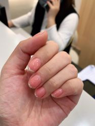-进巍美甲美睫店