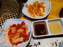 -唯成•韩国炭火烤肉 유성고기