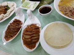 -大鸭梨烤鸭店(金顶街店)