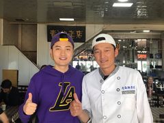 -青海特色美食小炒炕锅牦牛肉火锅
