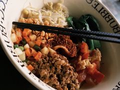 肉臊油泼面-自在 Z·COFFEE