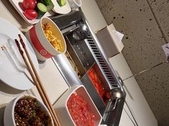 -海底捞火锅鲜切牛肉主题店(长寿路店)