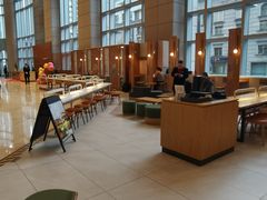 -星巴克(西藏路店)