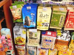 -全家便利店(新闸路二店)