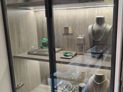 -ZLS珠宝定制(万达茂·中心E座店)