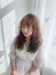 -起点潮色造型