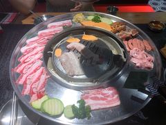 -哈哈碳都·牛肋条无限自助烤肉(宝龙店)
