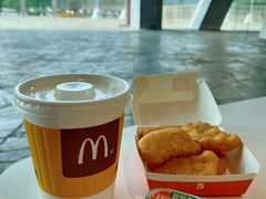-麦当劳(国家体育场南路店)