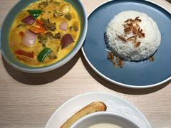 咖喱牛肉烩饭-卡朋西餐(悦汇城店)