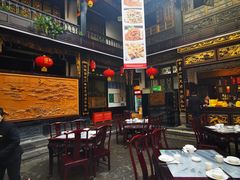 -蔼若春.传承三十年云南菜(金碧公园店)