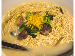 扬州咸排骨煮干丝-逸品淮扬(东方渔人码头店)