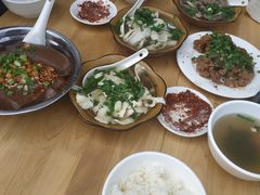 -周记翘脚牛肉