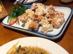 菠萝油条虾-觅山云南菜(泊富ICITY店)