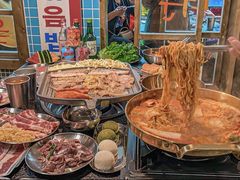 -姜胖胖韩式自助烤肉(光明万达店)