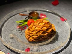 惠灵顿牛排-弦月窗LUNETTE BY AMANDA(复兴路店)