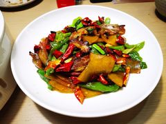 湘西腊肉炒土豆-boundaries籬苑(瑞光创意工厂-贰号院店)