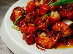 -巴厘龙虾·榜首油焖大虾(音乐学院·沿江酒馆店)