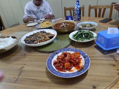-云河农家乐饭店(福禄缘树山店)