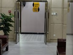 -鑫上海滩酒店洗浴中心