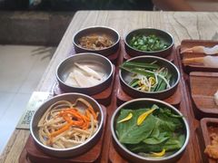 -银米·云南传统过桥米线(双廊黑金冠店)