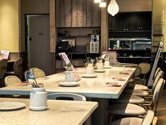 -必胜客(WOW中心城店)