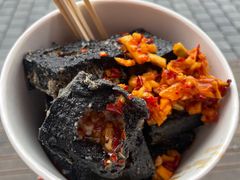 -黑色经典臭豆腐·湖南特产(坡子街特产局店)