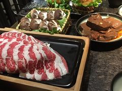 -湊湊火锅·茶憩(新中关购物中心店)