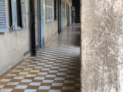 -吐斯廉屠杀博物馆