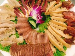 -清真马家美食城•海鲜•青岛菜•火锅(延安三路店)