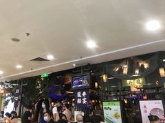 等位区-绿茶餐厅(乐峰广场店)