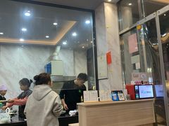 -白翔甜食店