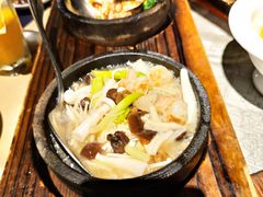 双响锅巴-穹六人间 people 6(岳阳路店)