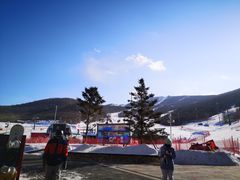 -中旅松花湖滑雪场