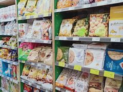 -绿叶子超市(公园大道店)