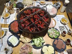 -白乐天毛肚火锅馆(南滨路店)