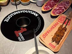 -左庭右院鲜牛肉火锅(浦江欢乐颂店)