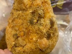 核桃肉松小贝-鲍师傅糕点(江苏路店)